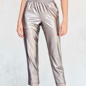 Metallic crop pants!